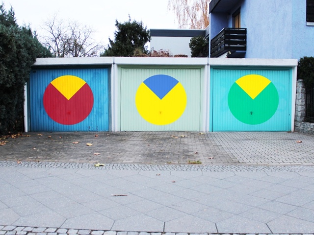 Märkisches Viertel Corporate Design Logo auf Garagentoren
